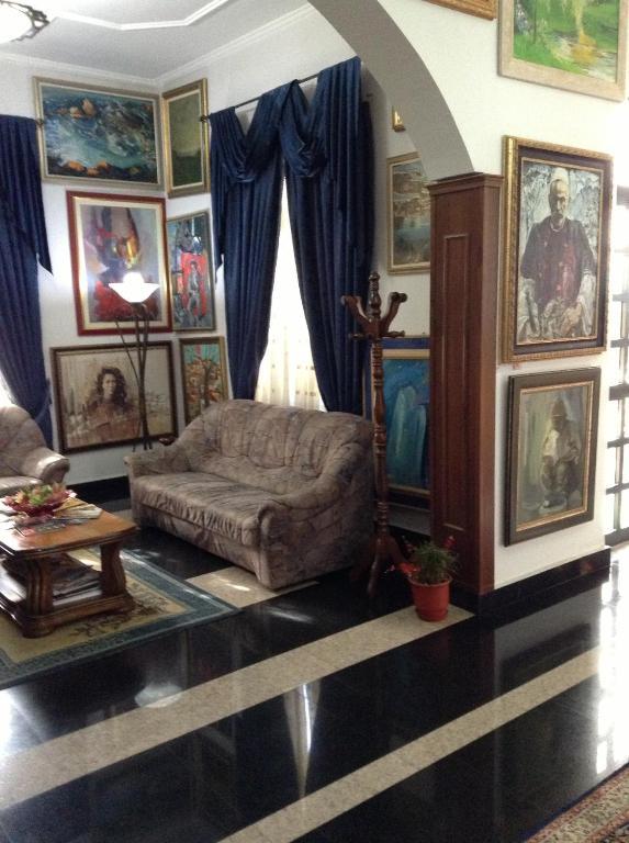 Art Hotel Nirvana Tirana Interior photo